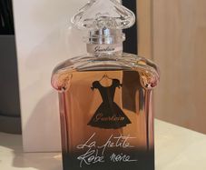 Guerlain La Petite Robe Noire