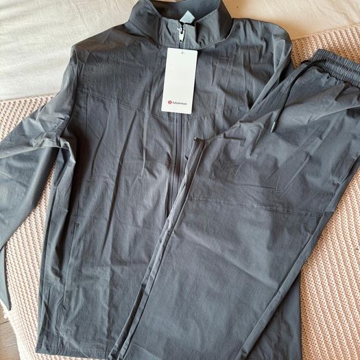 Lululemon man set