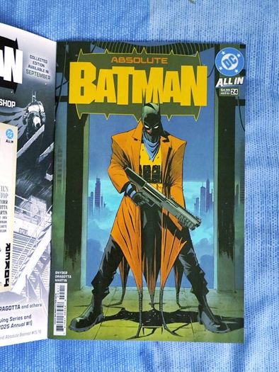 Absolute Batman 24 Issue Batgirl The Bat Batwoman Barbara Gordon DC Comics Snyder Dragotta All In