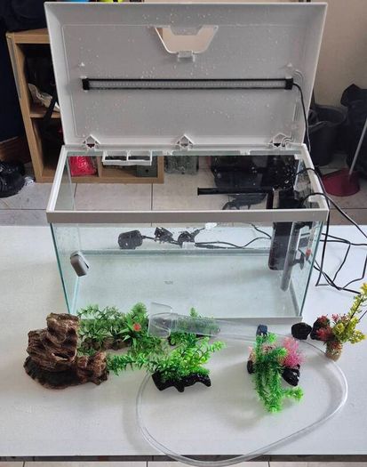 Fish tank 58 litres