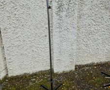 clothes rail hanging
