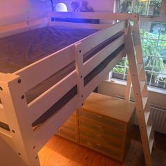 loft bed