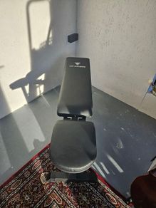 weight bench