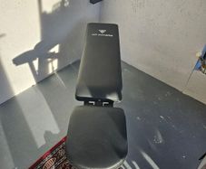weight bench