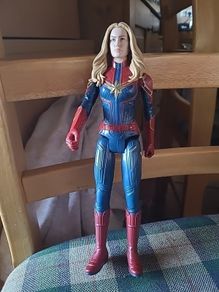 Avengers Captain Marvel action figure