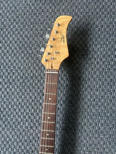 Electric guitar