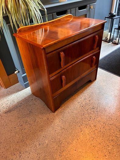 1930's Art Deco Walnut Chest of Drawers