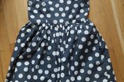 Girl's dress