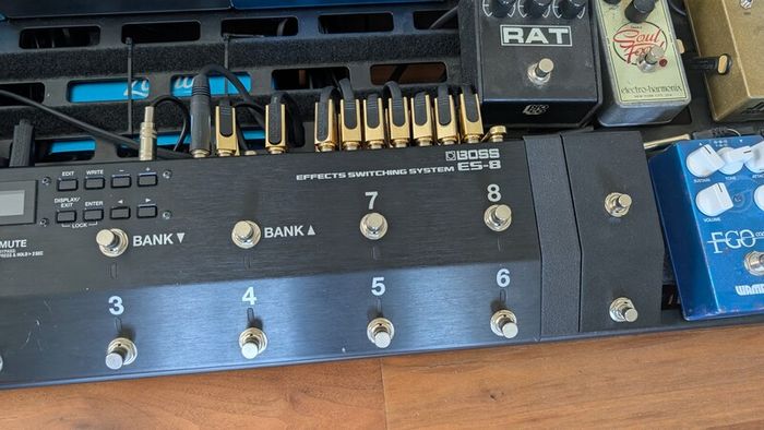 Boss ES-8 Effects Switching System and OCD switches