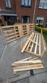 Pallets free to go