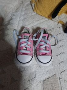 baby girl pink converse