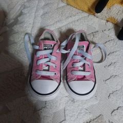 baby girl pink converse