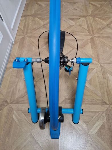 Tacx turbo trainer and wheel