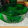 Arcoroc France "Diamant" 1970s  green glass collection, featuring a diamond-cut geometric pattern, one large bowl, 8 smaller ones, 9 green glass plates, 20th century Image 2