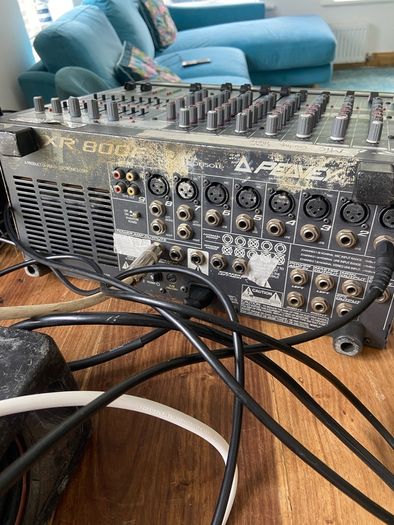 Peavey powered mixer desk