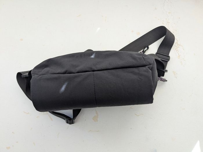 Bellroy Venture Sling 6L - Midnight, like new!