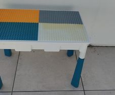 Kids table