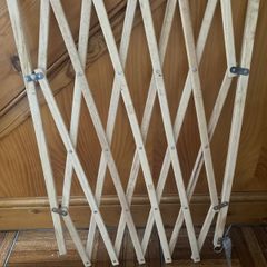 Pet gate