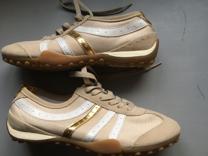 Geox Womens Leather and Suede Shoes Sneakers - Size 38 - New