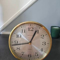 Kienzle brass table clock with base, approx. 19 cm high