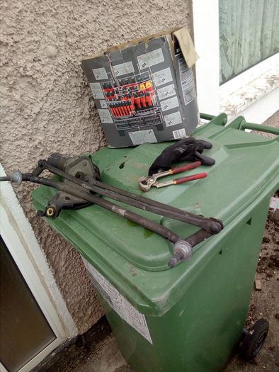 vivaro wiper linkage