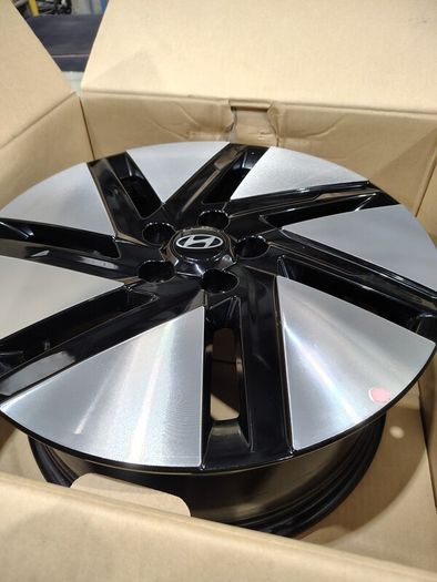 Ioniq 6 Alloy Wheels (18 inch)
