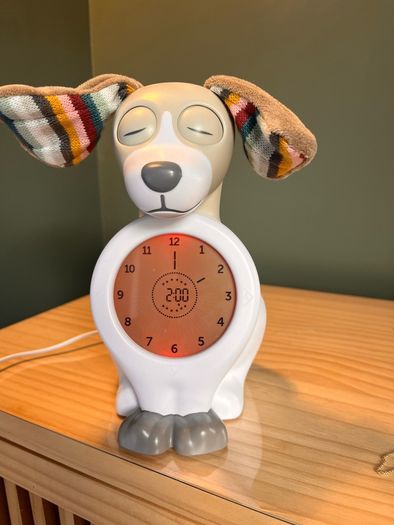 Zazu Davy the dog sleep trainer clock