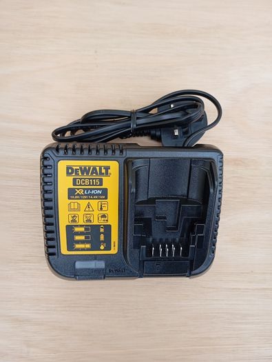 DeWalt Batteries & Charger ( New)