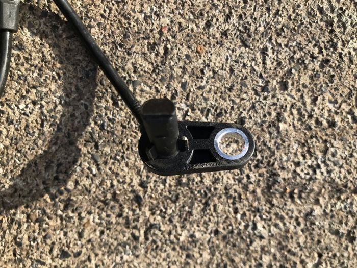 Nissan Note Rear RH ABS Sensor (New in box)