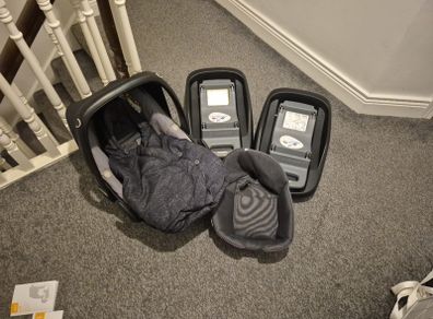 Car Seat + 2 qty Isofix