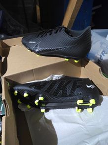 nike footbball boots kids