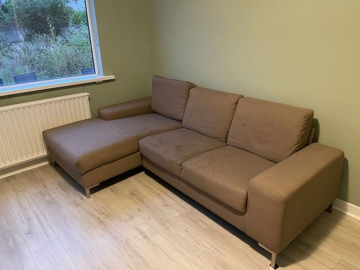 Sofa with chaise longue
