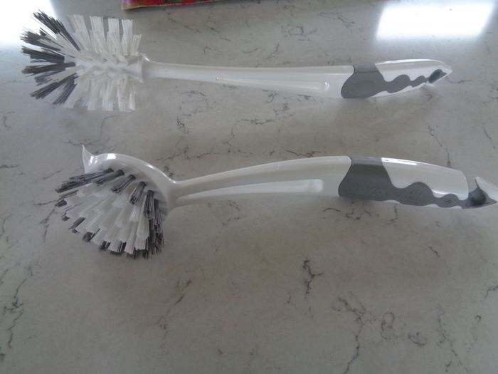 Washing up Brushes x 2 for Sale
