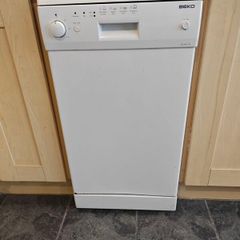 Slimline dishwasher - Leaking door
