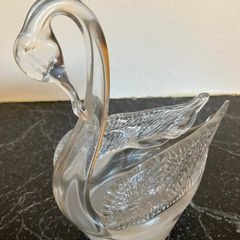 Glass Swan