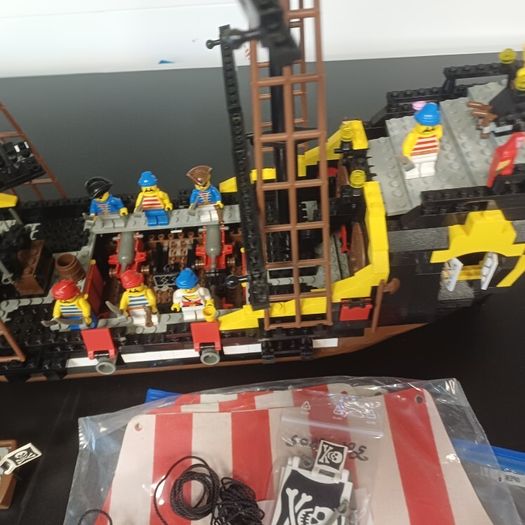 vintage Lego pirates 6285 Black Seas Barracuda