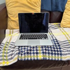 Macbook Pro I5 13.3