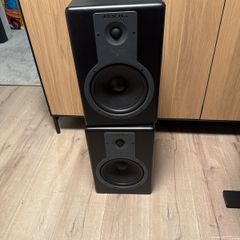 M-Audio BX8a