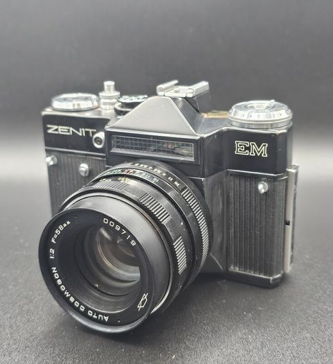 Zenit-EM 35mm Film Camera + 58mm Lens - Vintage Soviet SLR