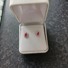 9ct gold earings