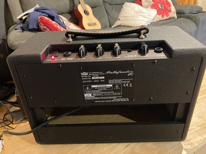 Vox pathfinder 10