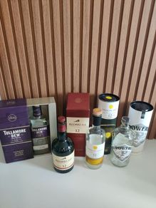 Redbreast, Powers John's Lane, Yellow Spot, Tullamore 12YO empty bottles