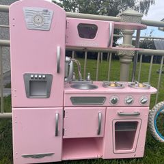 kids craft toy kitchen