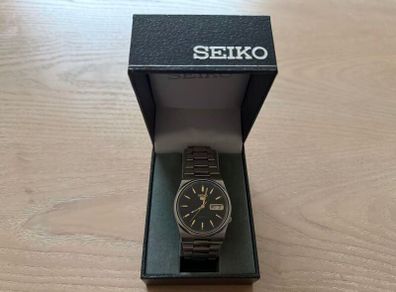 Seiko 5 Automatic Watch