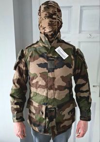 Camouflage Army Jacket New with tags size L. Army surplus