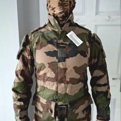 Camouflage Army Jacket New with tags size L. Army surplus
