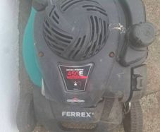 Briggs  and  stratton  engine