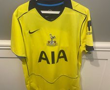 Tottenham Hotspur Jersey - Size Large