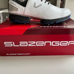 golf shoes