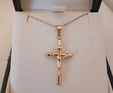 9ct Gold Cross and Chain